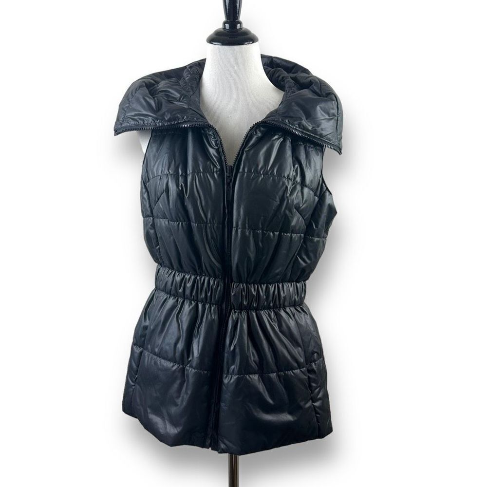 Mycra Pac black reversible puffer vest size S/M